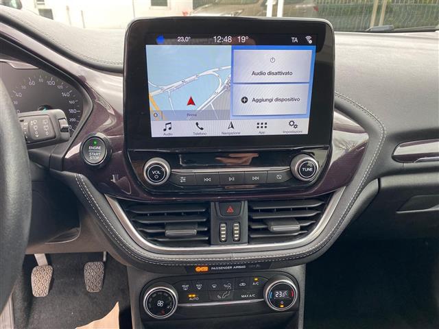 FORD Fiesta 02640730_VO38043366