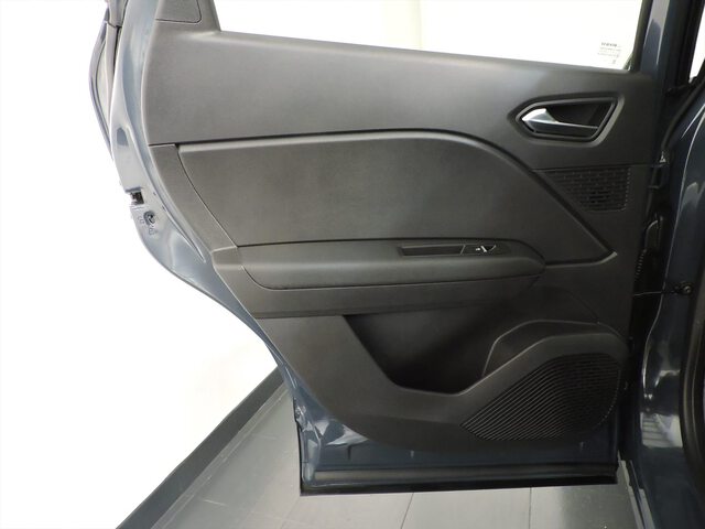 Inside Captur  Azul Volga con techo