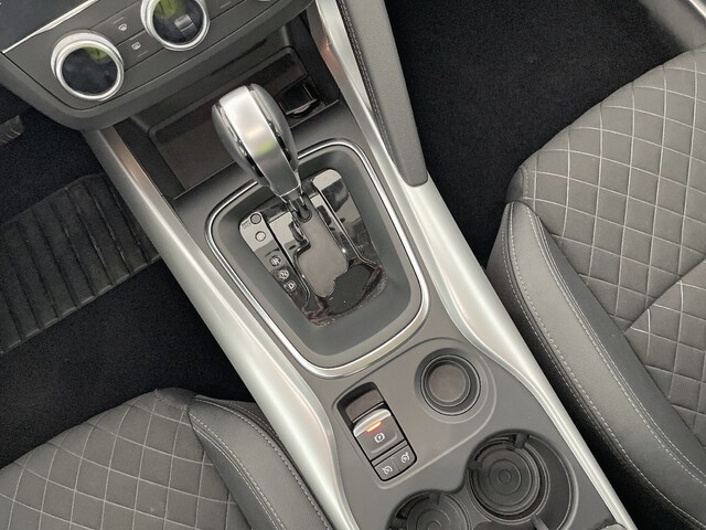 Inside Kadjar  Gris Titanium