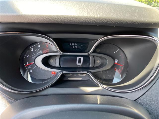 RENAULT Captur 02640282_VO38043366