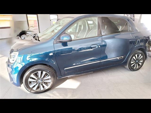 RENAULT Twingo 00811608_VO38013074