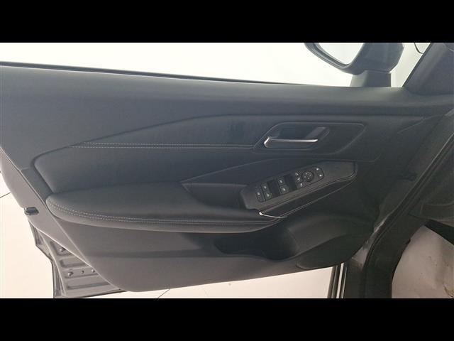 NISSAN Qashqai 00947827_VO38023732