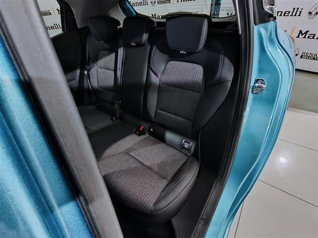 RENAULT Clio 00039377_VO38013022