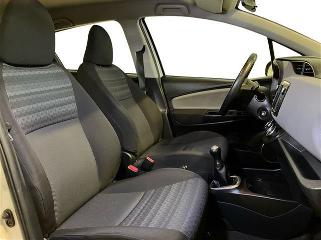 TOYOTA Yaris 00985457_VO38023207