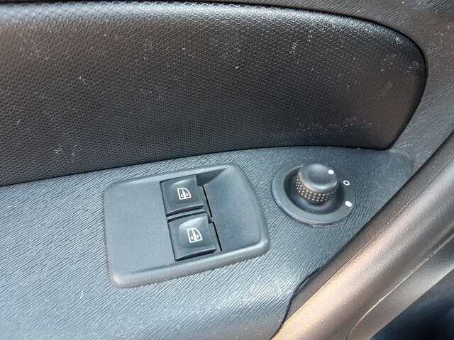 Inside Kangoo Furgón Diesel  Blanco Mineral
