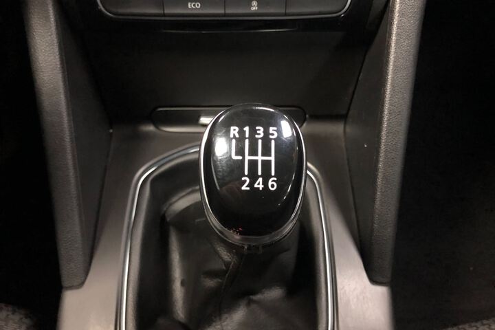 Inside Talisman Sport Tourer Diesel  Gris