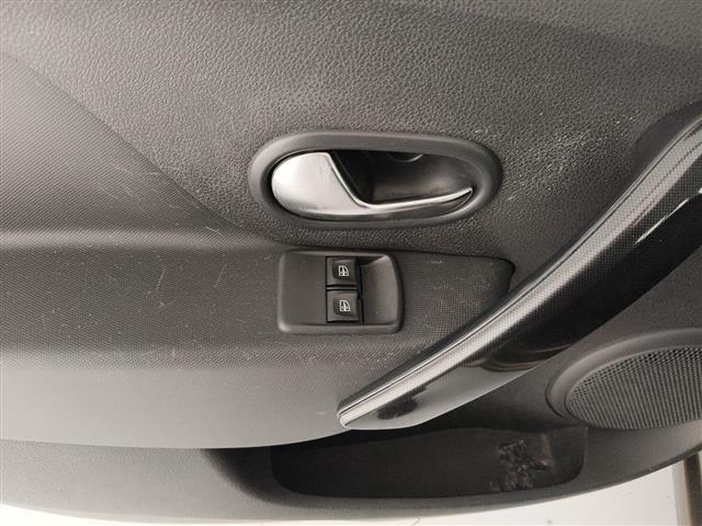 DACIA Logan 00189145_VO38023507