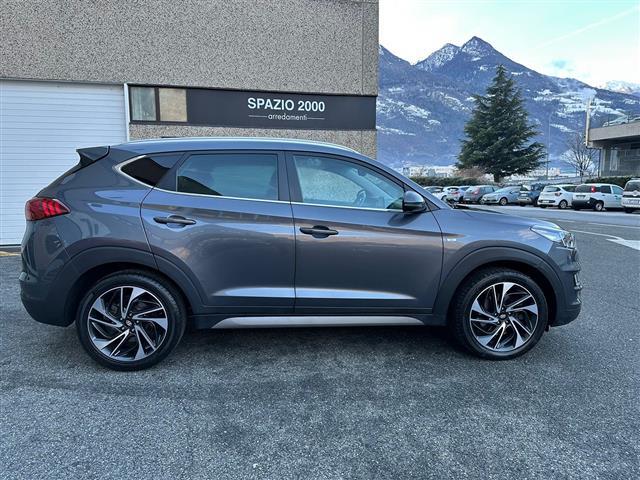 HYUNDAI Tucson II 2018 00025543_VO38013404