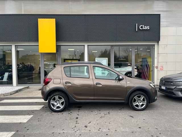 DACIA Sandero  Stepway 05863021_VO38013080