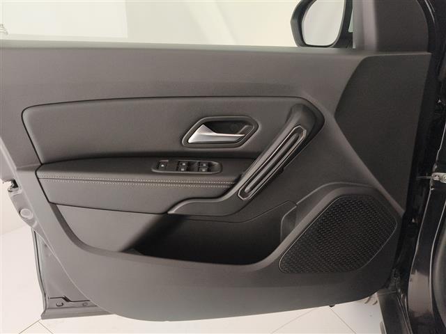 DACIA Duster II 2018 00189398_VO38023507