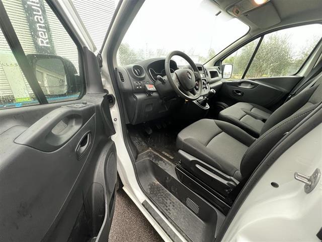 RENAULT Trafic IV 27 2019 05878228_VO38013080