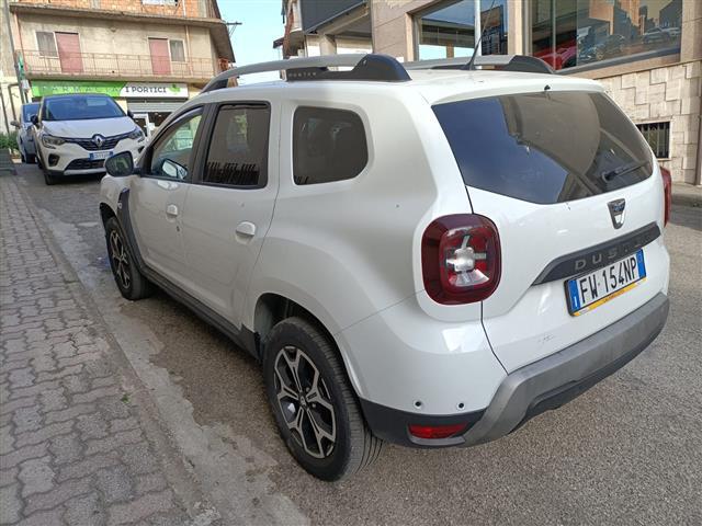 DACIA Duster 00006500_VO38033579