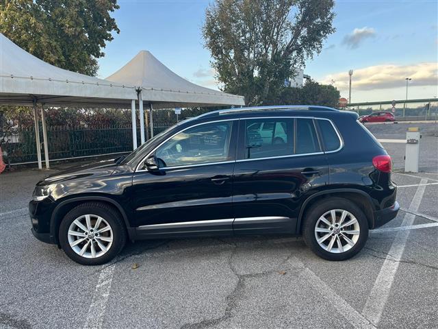 VOLKSWAGEN Tiguan I 2011 02639891_VO38043366