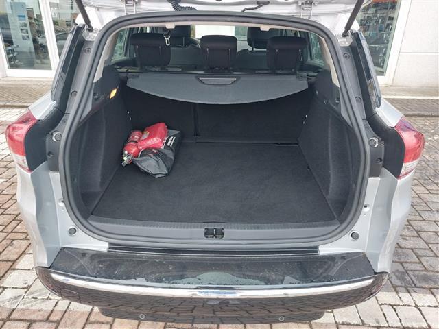 RENAULT Clio 05853955_VO38013080