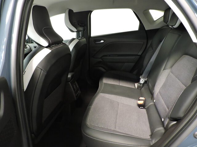 Inside Captur  Azul Volga con techo
