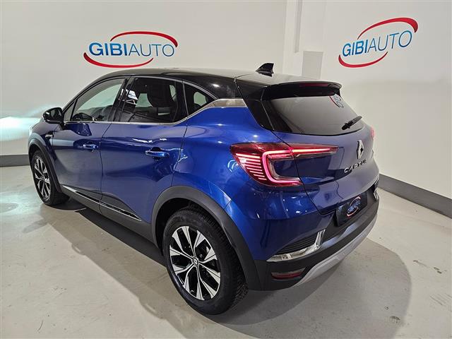 RENAULT Captur II 2024 02415955_VO38013170