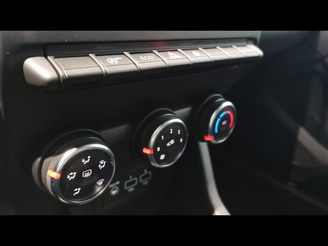 RENAULT Clio V 2019 00024175_VO38013404