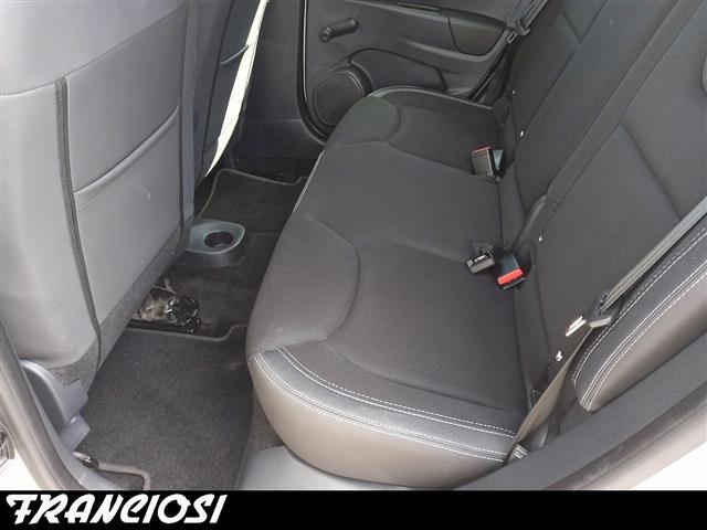 RENAULT Clio 00023133_VO38013018