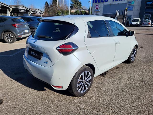 RENAULT ZOE 00189215_VO38023507