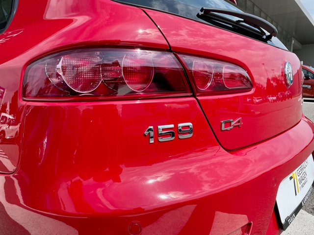 Außenausstattung Alfa rot                  rot