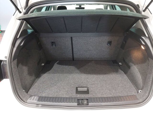 Inside Arona Diesel  Blanco