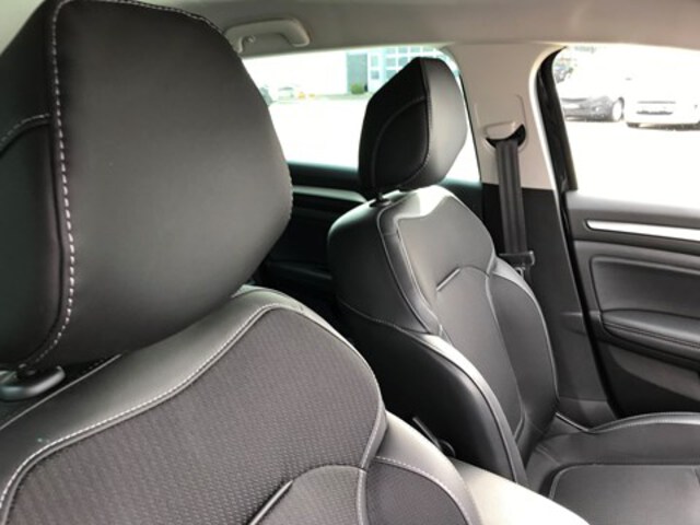 Exterieur Megane Grandtour  zwart