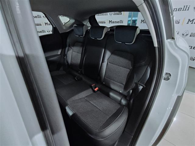 RENAULT Captur 00014600_VO38013022