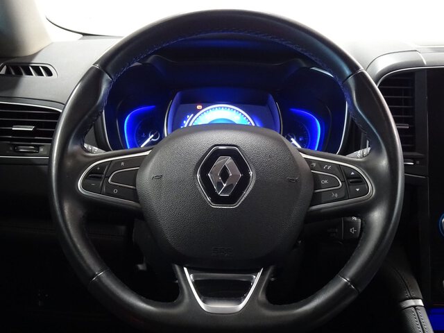 Inside Koleos Diesel  Gris Tornado