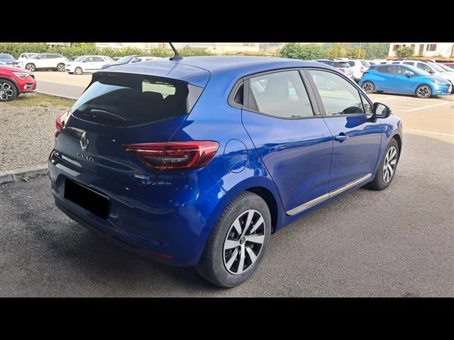 RENAULT Clio 02472656_VO38013041