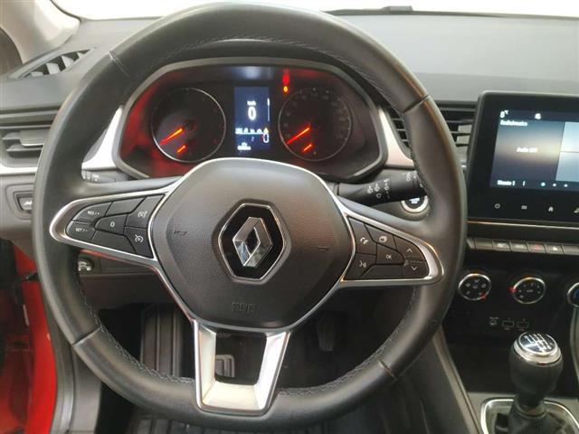 RENAULT Captur 00507550_VO38013054