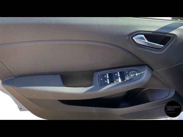 RENAULT Clio V 2019 00006116_VO38033579