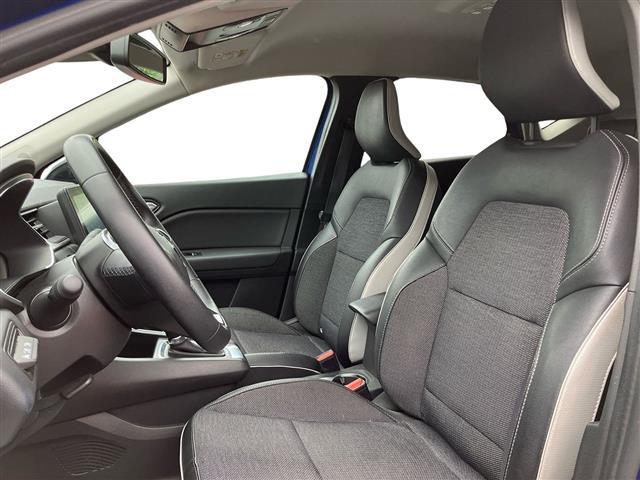 RENAULT Captur 00984676_VO38023207