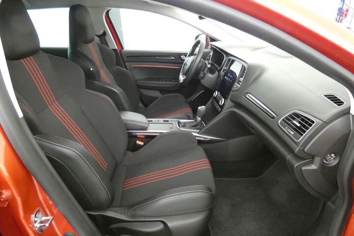 Inside Mégane Sport Tourer Diesel  Rojo Deseo
