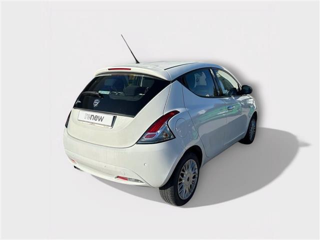 LANCIA Ypsilon 06194989_VO38013080