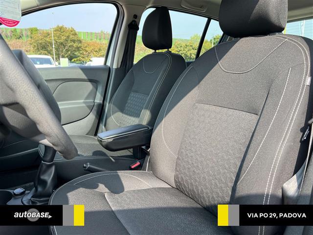 DACIA Sandero 01093601_VO38013498