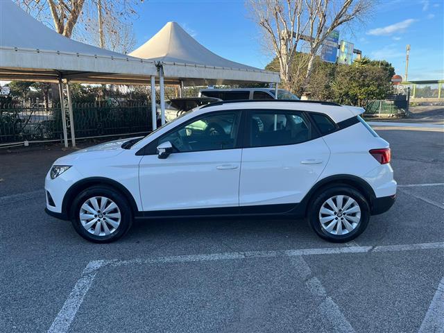 SEAT Arona 2017 02640656_VO38043366