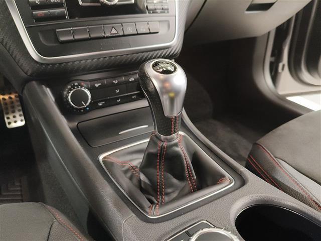 MERCEDES Classe A 00014679_VO38013022