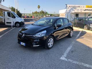 RENAULT Clio 02261201_VO38043366