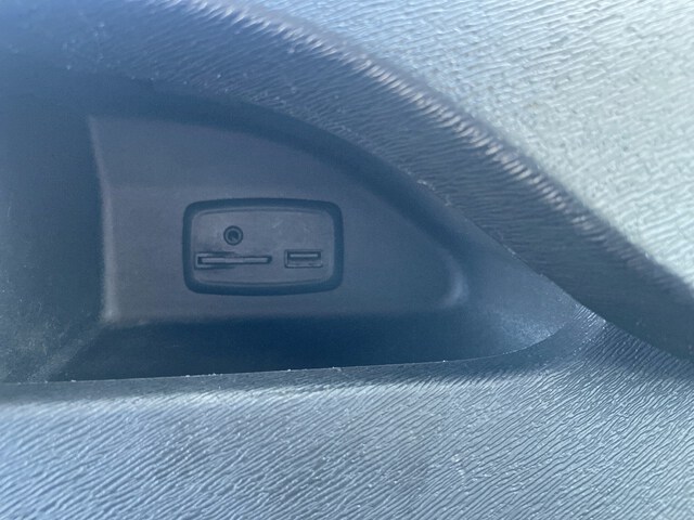 Inside Kangoo Furgón Diesel  Blanco Mineral