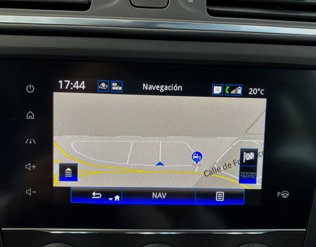Inside Kadjar Diesel  Gris Titanium