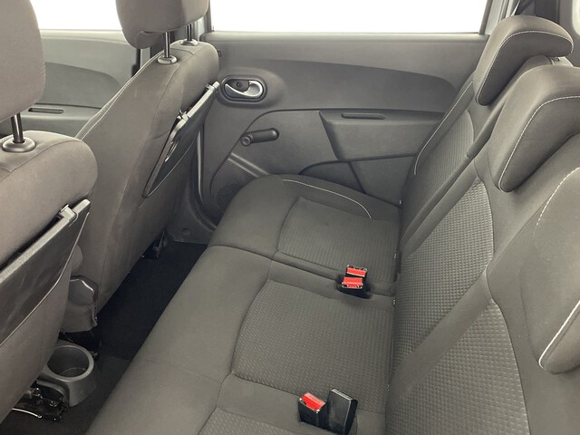 Inside Lodgy Diesel  Gris Higland