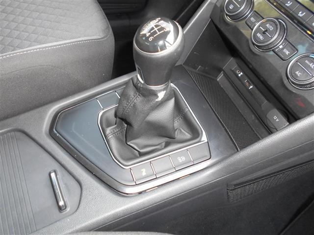 VOLKSWAGEN Tiguan II 2016 01282078_VO38043211