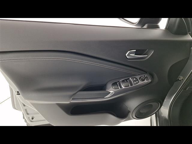 NISSAN Juke 00973889_VO38023732