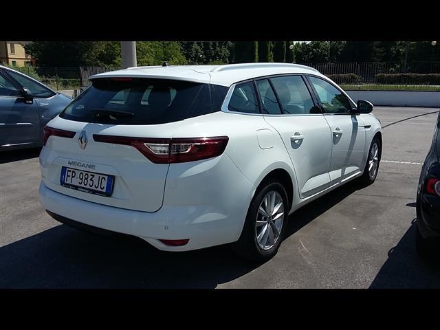 RENAULT Megane 00021245_VO38013018
