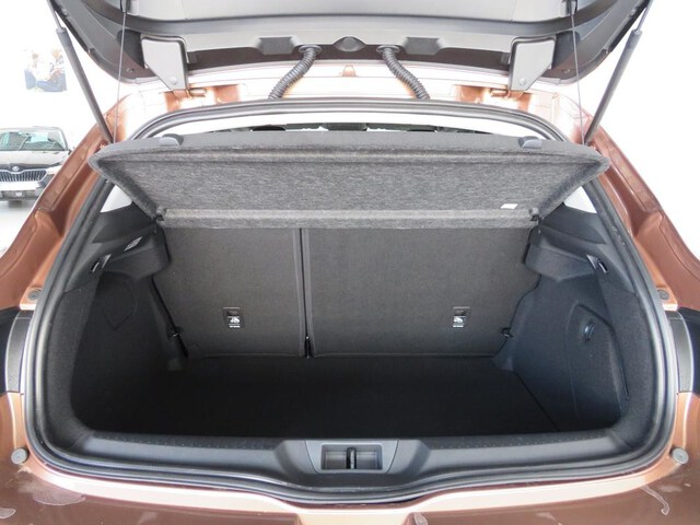 Inside  Megane  Cobre Solar