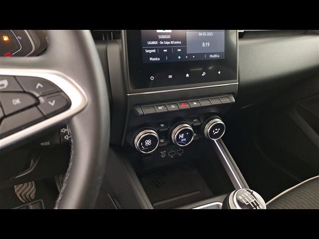 RENAULT Clio 00948392_VO38023732