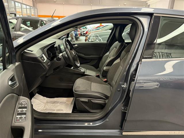 RENAULT Clio V 2019 00015779_VO38023184