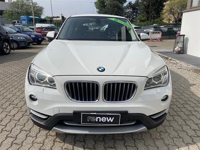 BMW X1 00389269_VO38023217