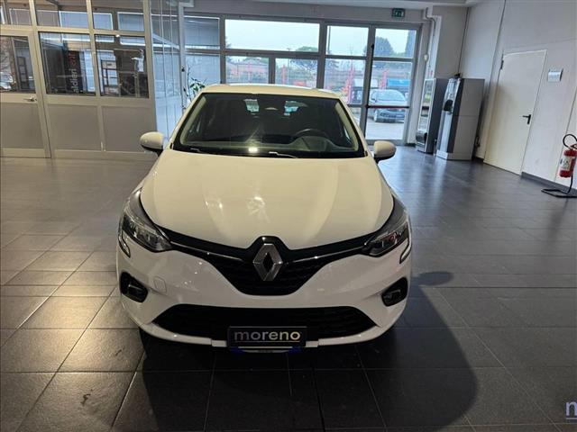 RENAULT Clio 05720154_VO38043127