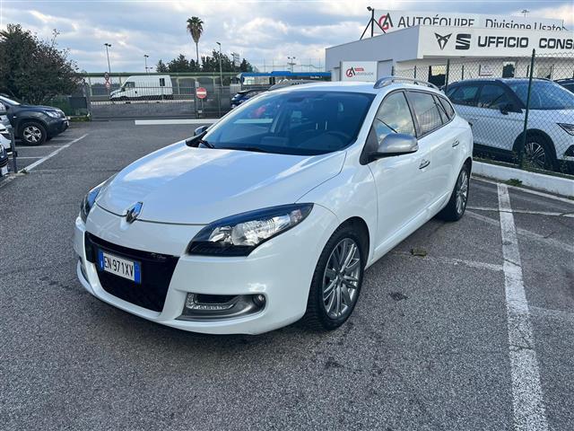 RENAULT Megane 02640701_VO38043366